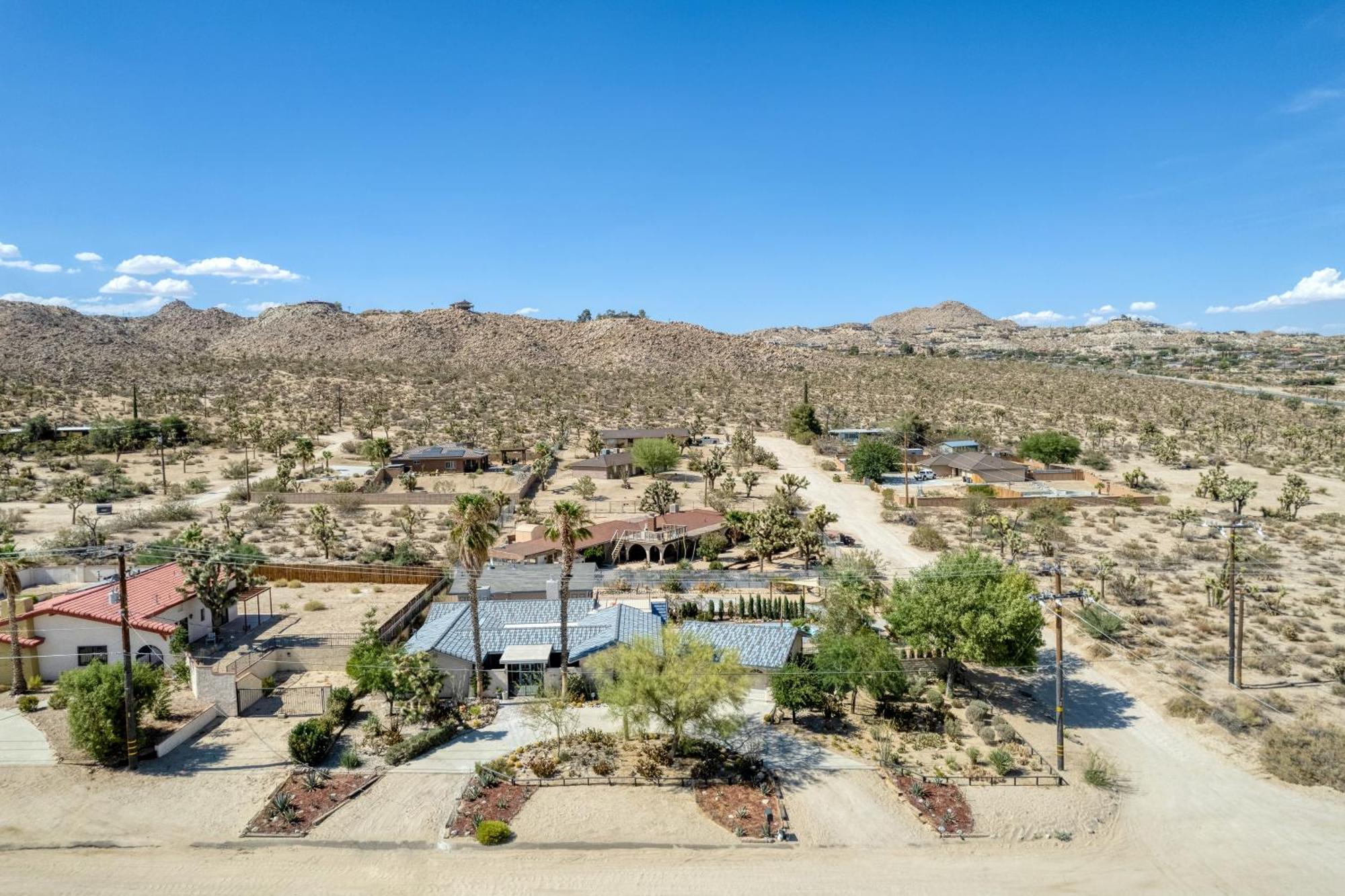 Archie By Avantstay Desert Retreat W Courtyard Edge Of Joshua Tree Yucca Valley Bagian luar foto